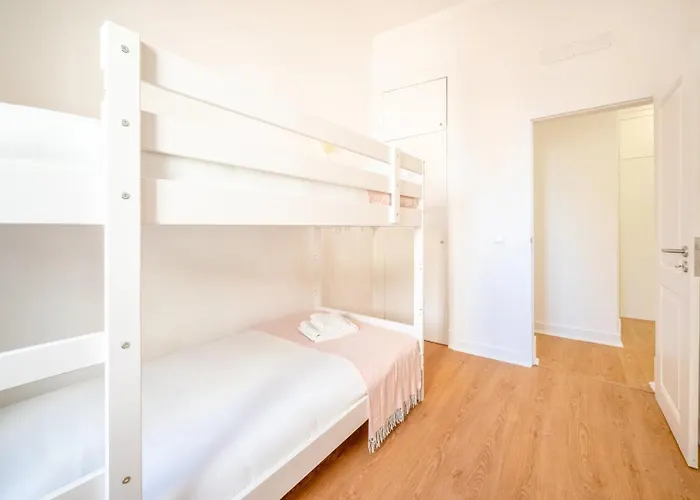 Guestready - Captain's R/c Near Alfama Апартаменты *