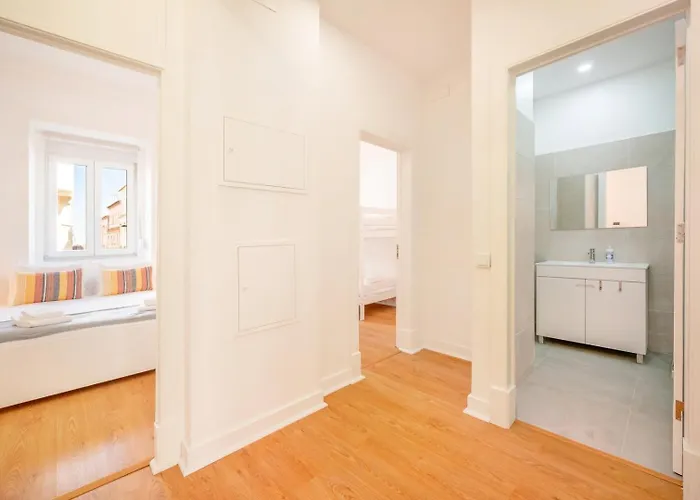 Guestready - Captain's R/c Near Alfama Апартаменты